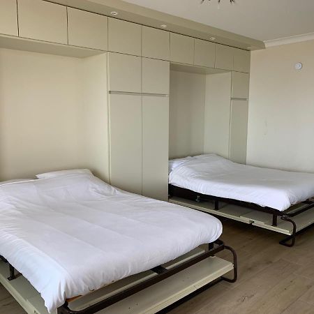 Very Spacious Family Apartment With Seaview T16 오스텐드 외부 사진
