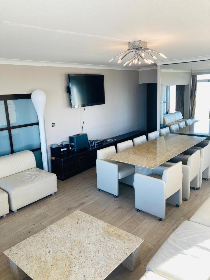 Very Spacious Family Apartment With Seaview T16 오스텐드 외부 사진